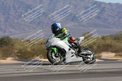 media/Oct-30-2025-Racers Edge (Thu) [[dabbdaf680]]/3-B Group/Session 4 (Turn 9 Side)/